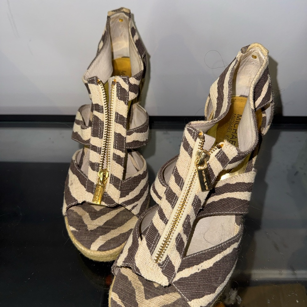 Michael Kors Tan and Cream Espadrilles